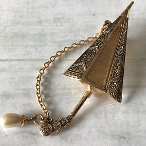Vintage Brooch Umbrella